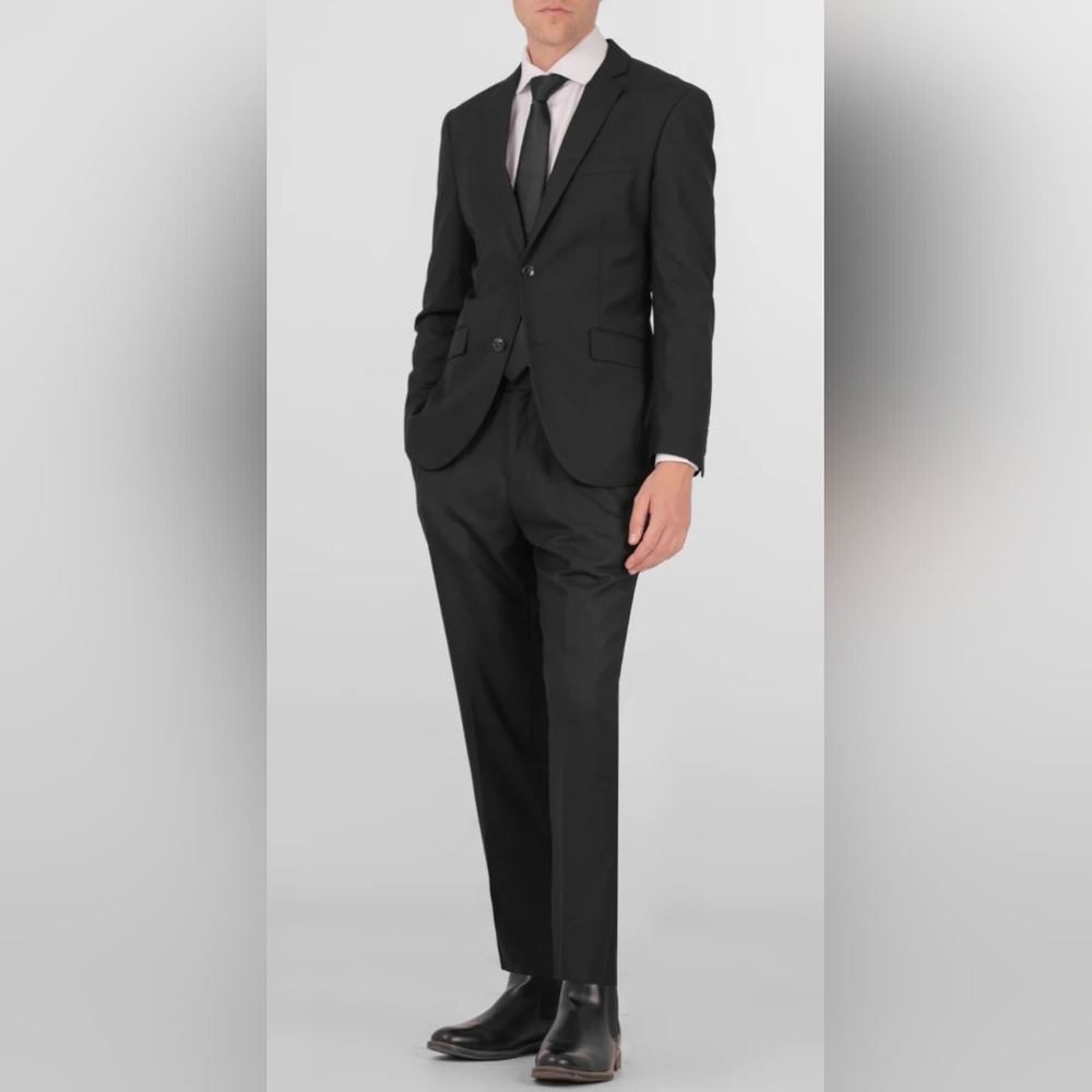 NWT Men's Black 2 Button Suit 56R 50W Modern Fit New 2pc